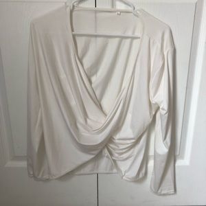 Front twist crop shirt